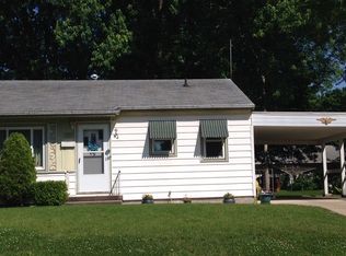 300 E 17th St N, Newton, IA 50208