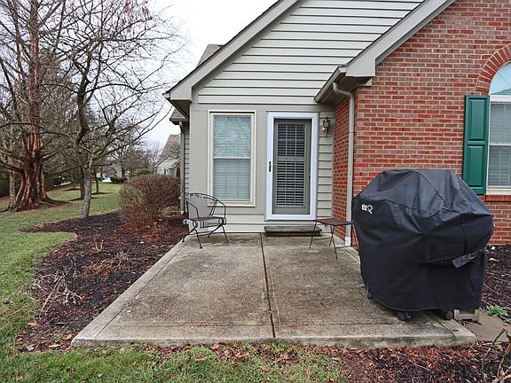 4th image of 5529 Villas Dr #5-B