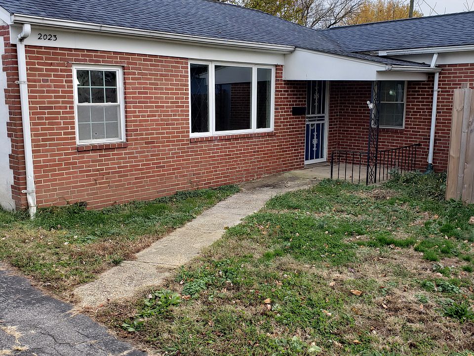 1st image of 2023 Royal Court Dr