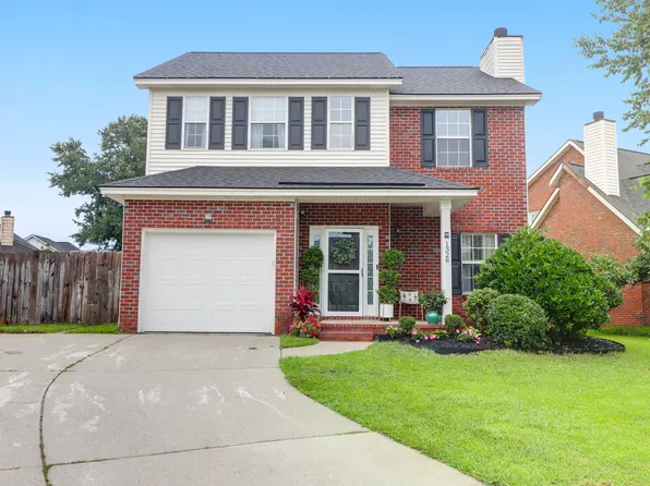 1328 Lark Ln, Hanahan, SC 29410