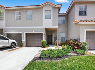 10221 Via Hibiscus APT 3, Boca Raton, FL 33428