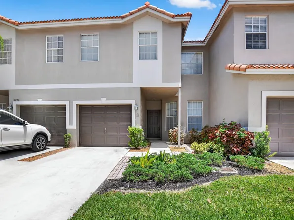10221 Via Hibiscus #3, Boca Raton, FL 33428
