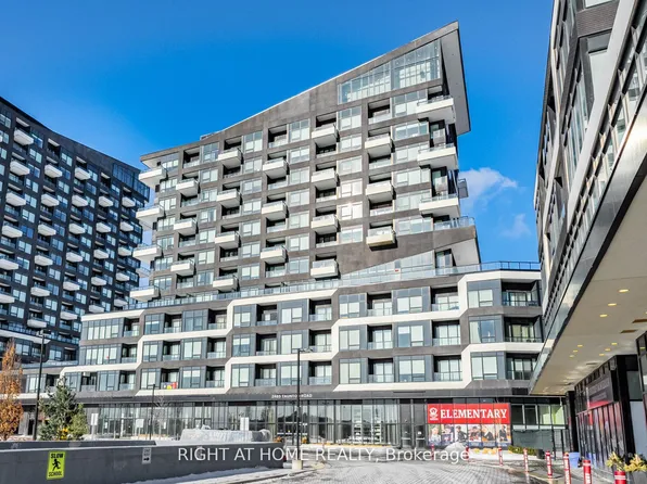 2485 Taunton Rd #451, Oakville, ON L6H 0L3