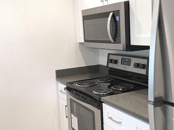 2nd image of 222 NE Dogwood St APT C302