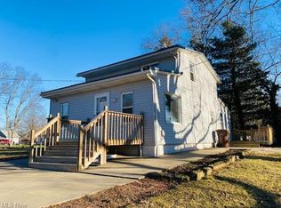 2770 Ithaca Ave, Akron, OH 44312