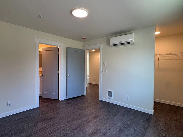 503 E Helena Ave — Photo 38