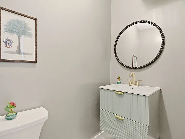 40 Catherine St — Photo 19