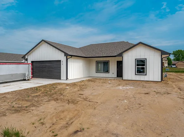 814 W 50th St S, Wichita, KS 67217