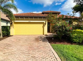 12189 Country Day Cir, Fort Myers, FL 33913