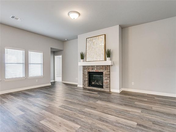 3rd image of 6533 NW 156th Ter