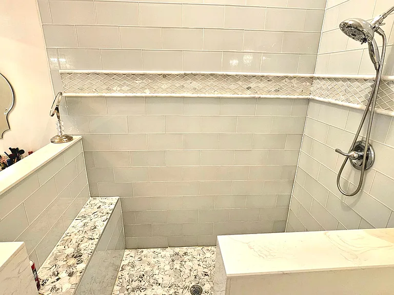 9825 Mantova Dr — Photo 15