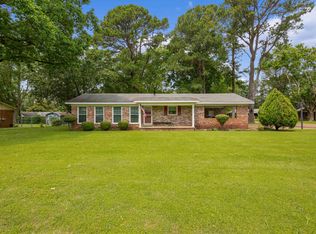 85 Twin Oaks Pl, Jackson, TN 38305
