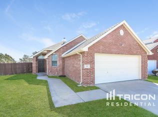906 Pheasant Dr, Midlothian, TX 76065