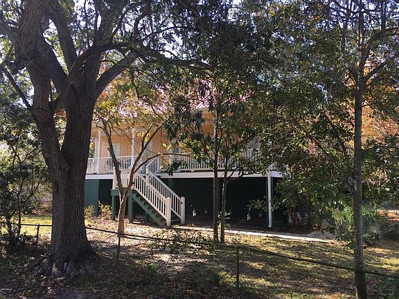 2nd image of 2118 Parsley Ave