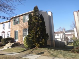 7988 Tyson Oaks Cir, Vienna, VA 22182