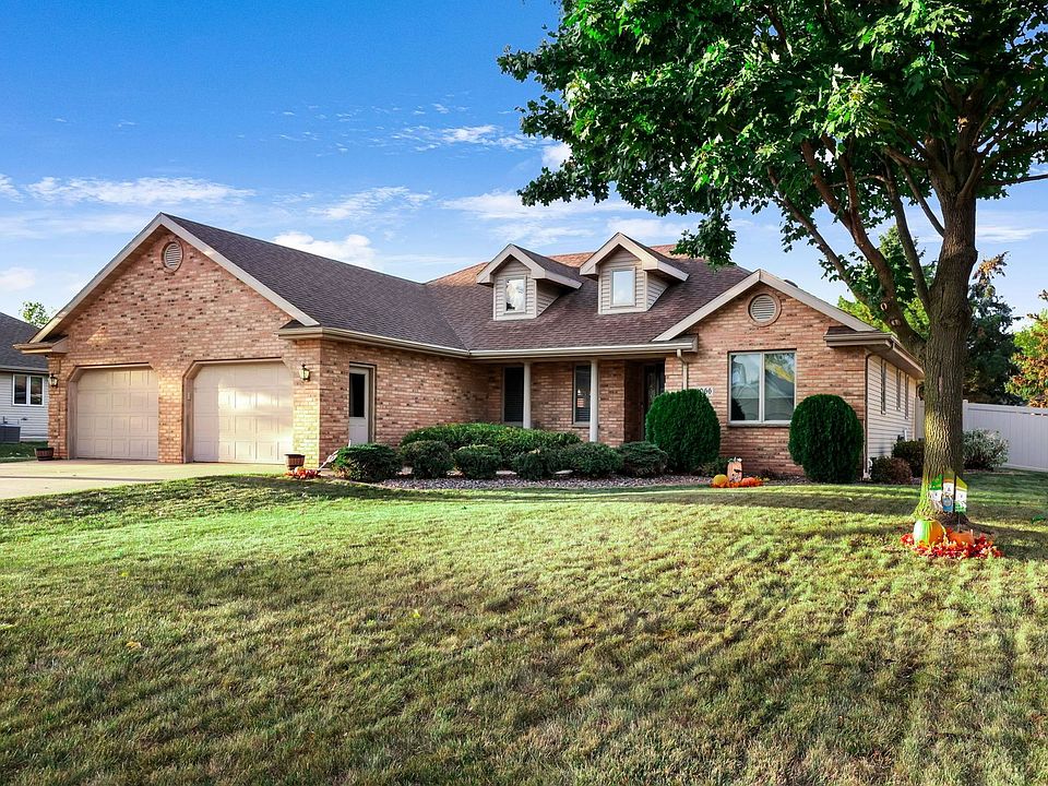 1st image of 1066 Grassy Plains Dr
