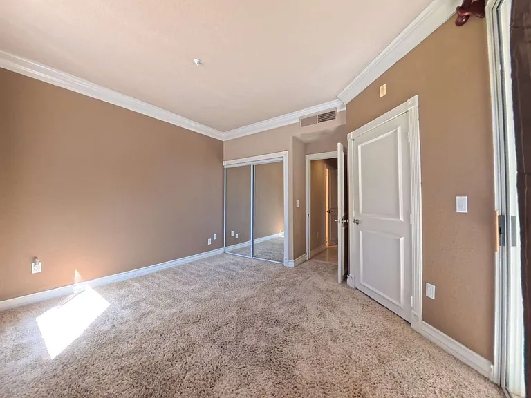 220 W Flamingo Rd #121 — Photo 43