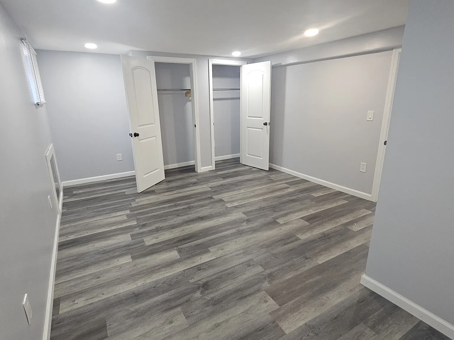 Kalmia Ln, Valley Stream — Photo 1
