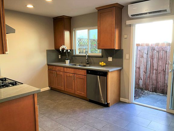 4th image of 1229 W McKinley Ave #3