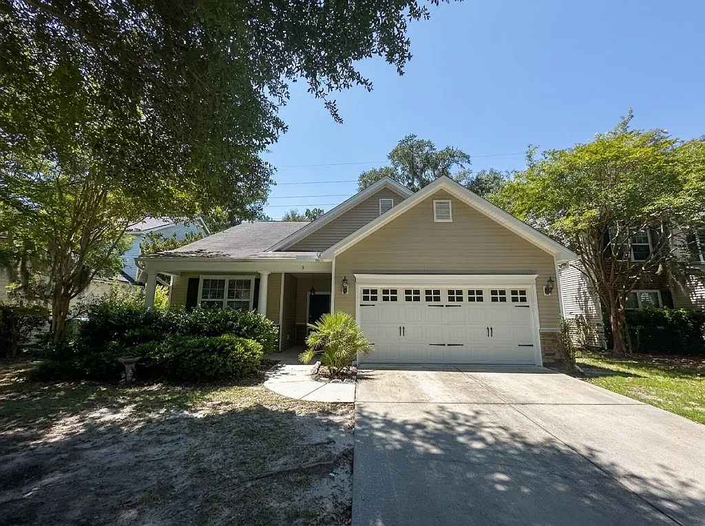 4 bed, 1890 sqft, $2,550 — Photo 1