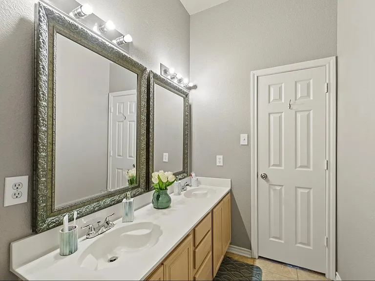 1402 Anchor Dr — Photo 10