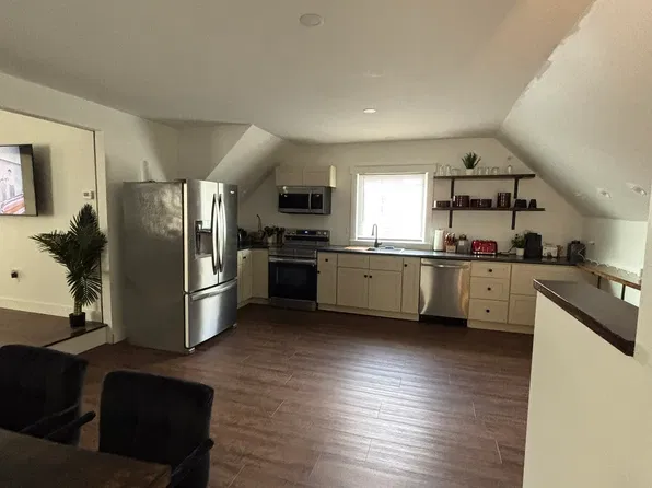5 King St #2, Waterville, ME 04901