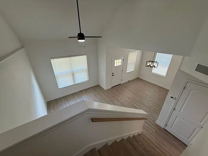 1811 Baxter Ave — Photo 9