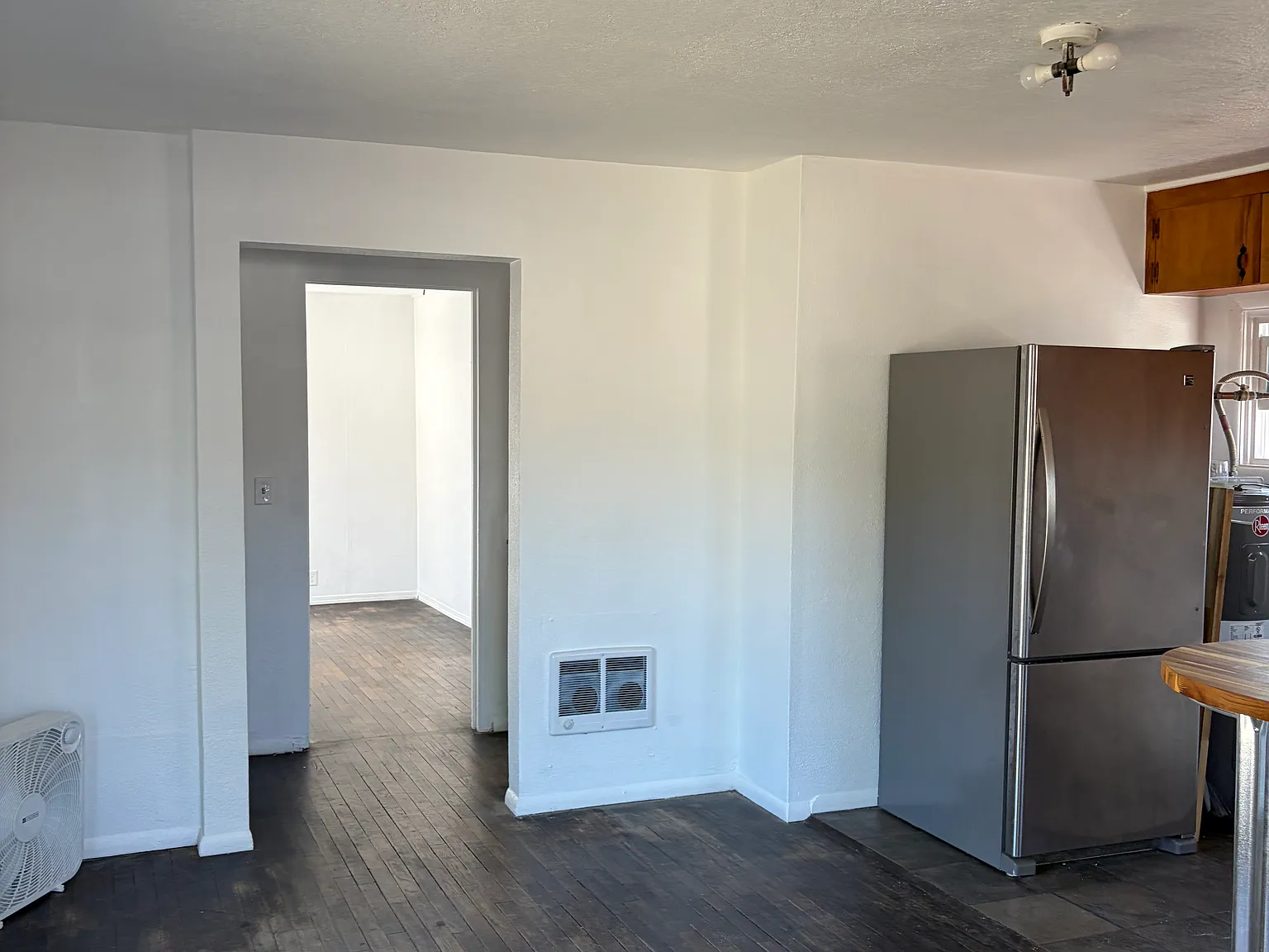 1 bed, 750 sqft, $1,250 — Photo 4