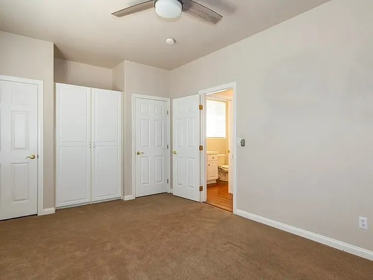 2215 Scarlet Rose Dr — Photo 13