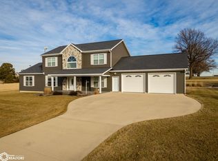 600 N Wilhelm St, Conrad, IA 50621