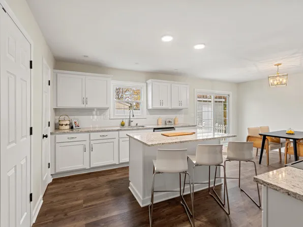 712 Dardanelles Dr, Lexington, KY 40503