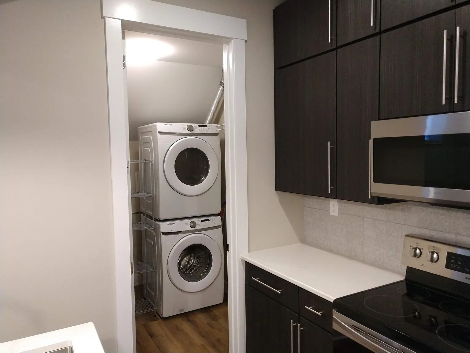 25 S Plum St — Photo 3