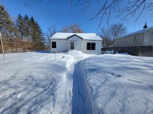 121 16th St, Heron Lake, MN 56137