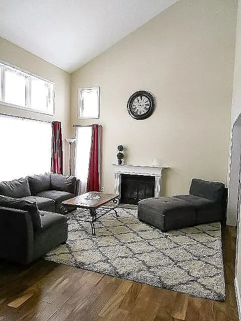 4 bed, 3125 sqft, $2,650 — Photo 4