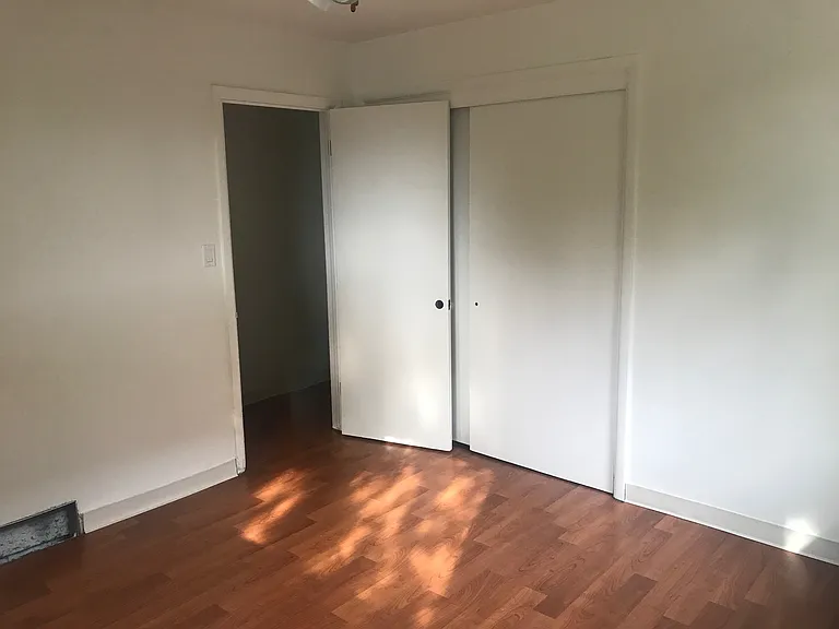 906 E 3rd Ave #140 — Photo 16