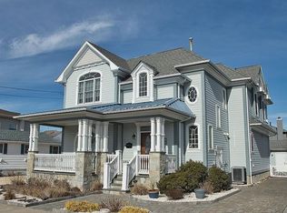 11 Philadelphia Ave, Lavallette, NJ 08735