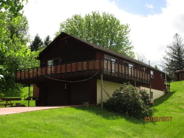 414 Whiteman Hill Rd, New Martinsville, WV 26155