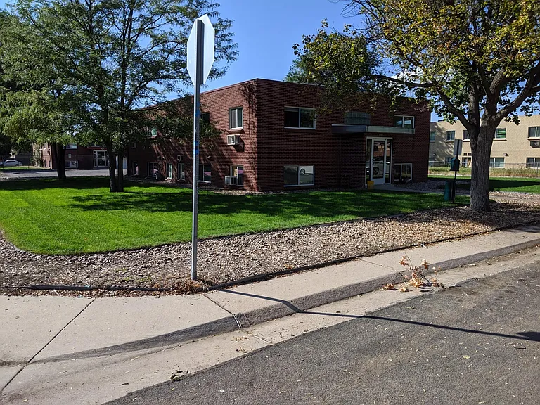 2505 Kenton St — Photo 1