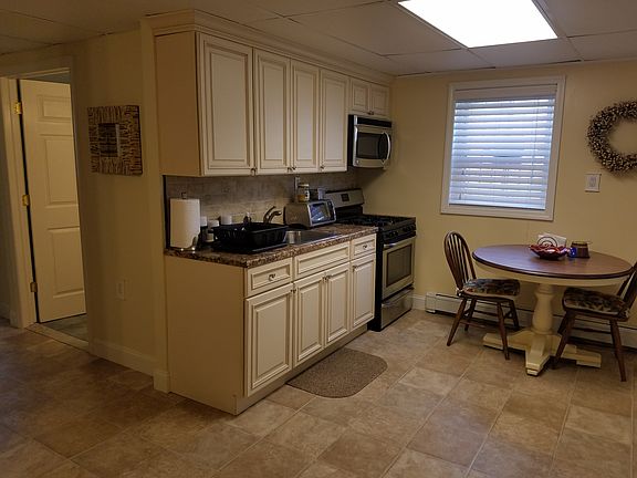 5th image of 9612 163rd Ave