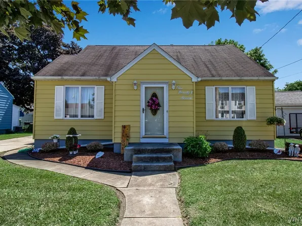 197 Lindsay Pl, North Tonawanda, NY 14120