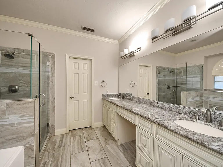6314 Holly Canyon Ct — Photo 37