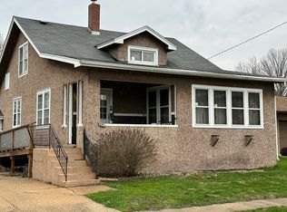 1218 Schuyler St, Peru, IL 61354