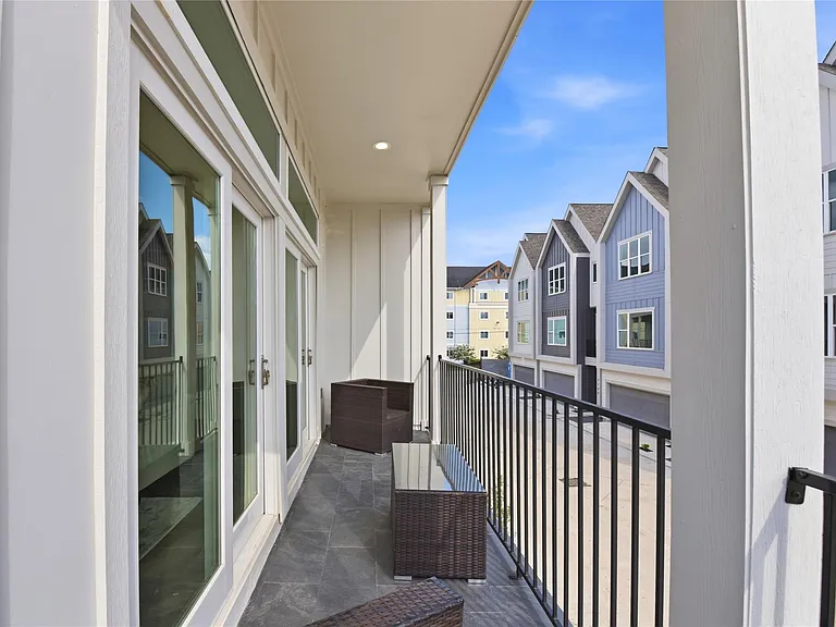 7702 Earl Rudder Way — Photo 41