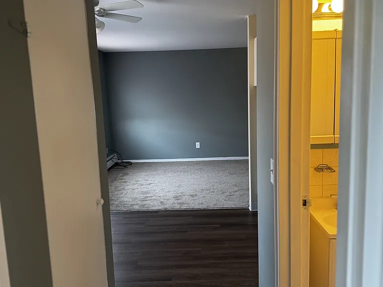 2860 Boudinot Ave — Photo 7