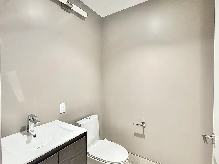 91 Bruckner Blvd #106 — Photo 11