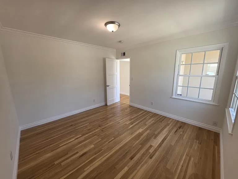 20758 Stephanie Dr — Photo 31