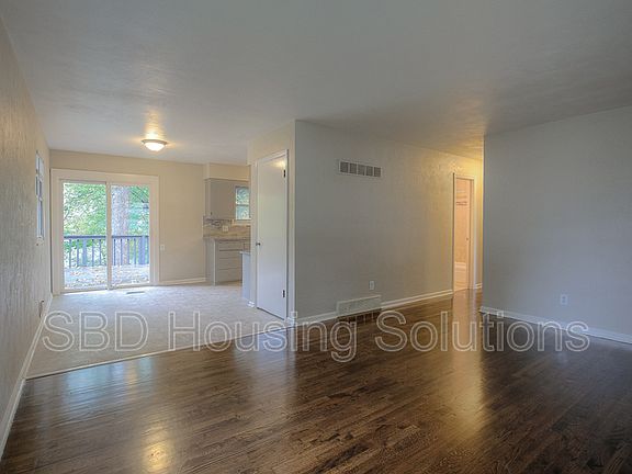 3rd image of 1236 N Broadway St