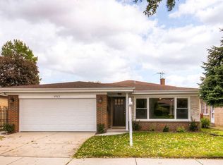 6913 N Algonquin Ave, Chicago, IL