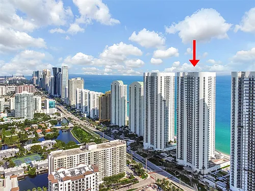 15901 Collins Ave Photo 1