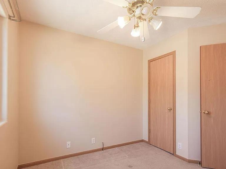 1123 Rawhide Rd — Photo 17